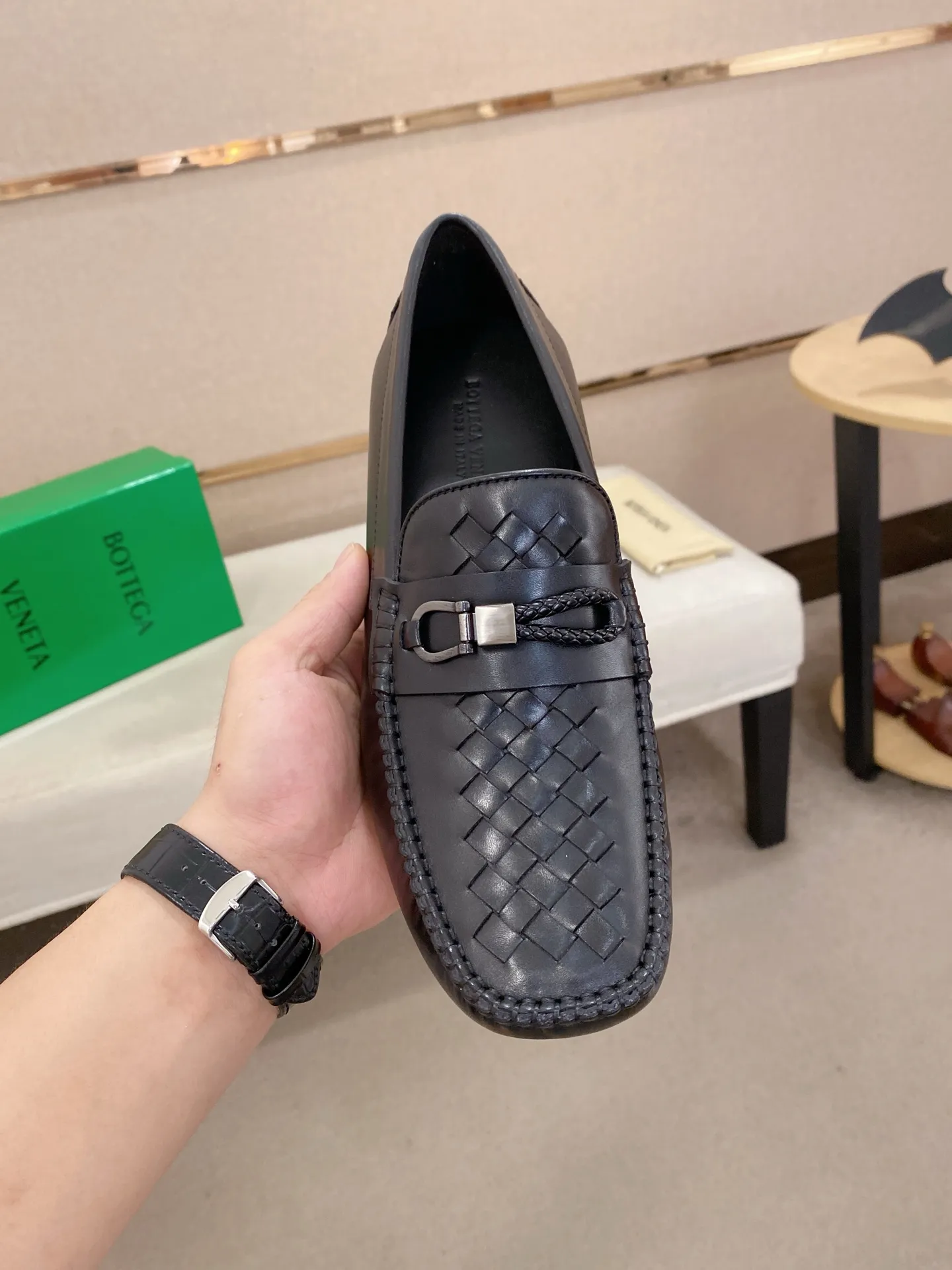 Men's shoes 💰 400💰 (Niu Li + Niu Pad) [BV] latest hot style‼ ️Casual men's shoes, uppers imported first-layer cowhide ➕Full imported cowhide lining✔️Exquisite workmanship, excellent foot feel, special rubber soles✔️, cool and fashionable, the latest fashion, fashionable outsole, hurry up. Code number: 38-44 (can be customized to 37.45, non-refundable)